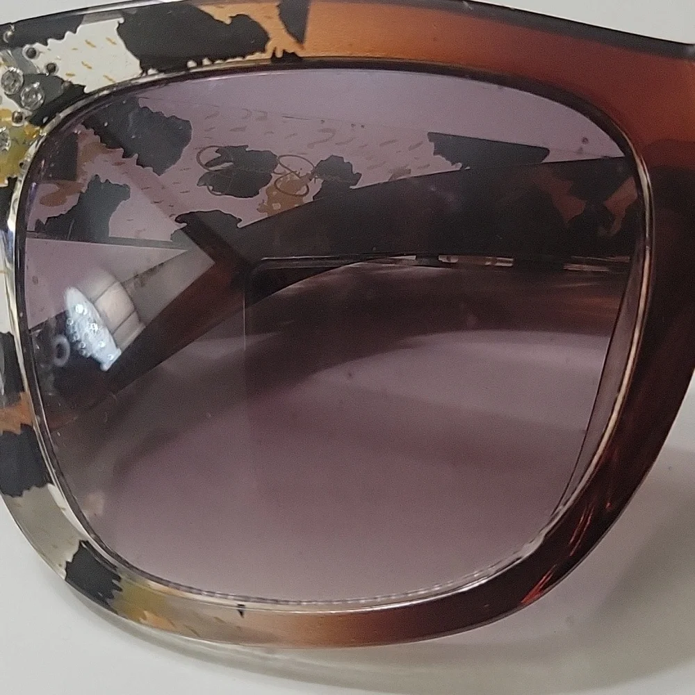 JESSICA SIMPSON SUNNIES NWOT SUNGLASSES